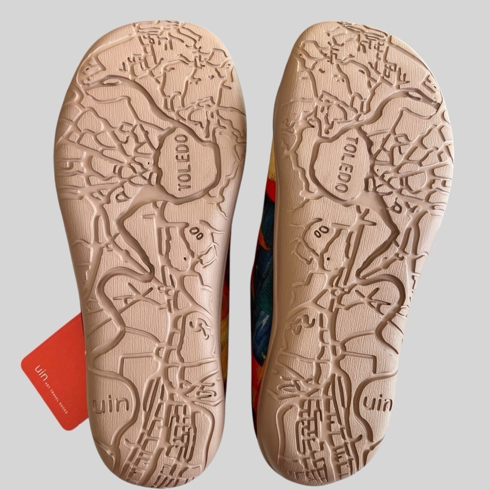 UIN New With Tag Color Zone Slipper Art Painted Canvas Shoes. - Picture 5 of 6